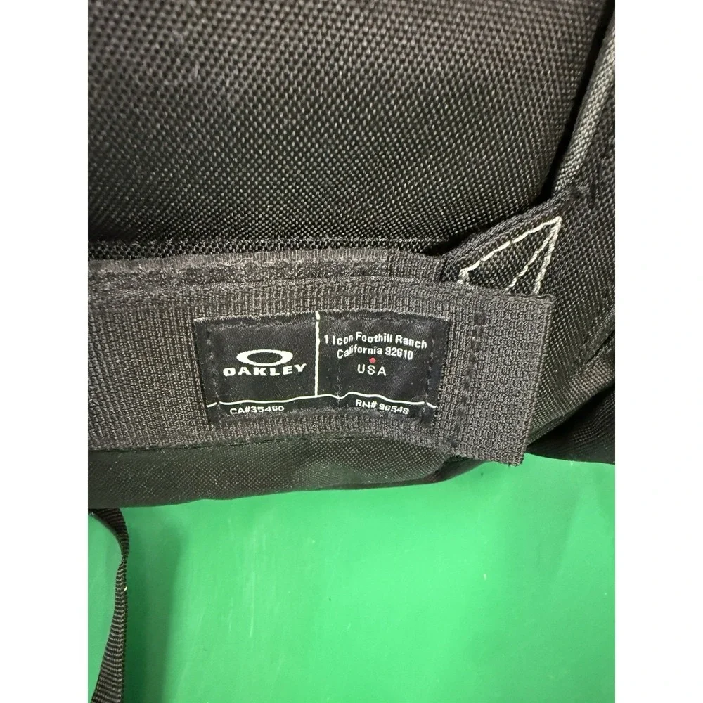 Oakley RN 96548 CA 35460 backpack Kitchen Sink Backpack 34L Capacity Gray Travel